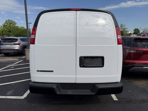 New 2026 Chevrolet Express 2500 Extended w/ Driver Convenience Package RWD image 6