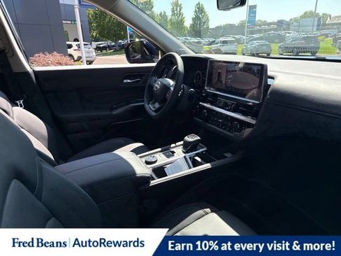 New 2026 Nissan Pathfinder SL w/ SL Premium Package (P04) AWD/4WD image 14