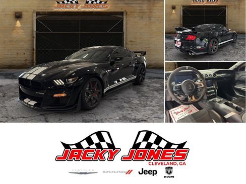Used 2020 Ford Mustang Shelby GT500 w/ Carbon Fiber Track Pack RWD image 1