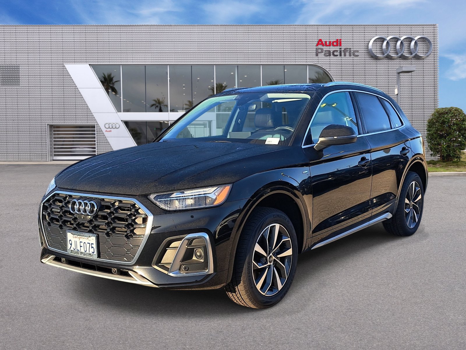 Used 2023 Audi Q5 2.0T Premium Plus AWD/4WD image 1