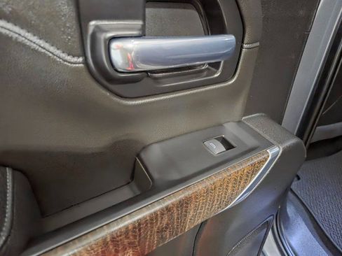 Used 2022 GMC Sierra 1500 Denali w/ Denali Premium Package image 35