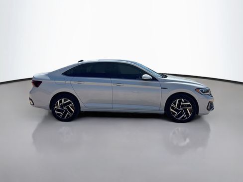 Used 2024 Volkswagen Jetta SEL FWD image 8