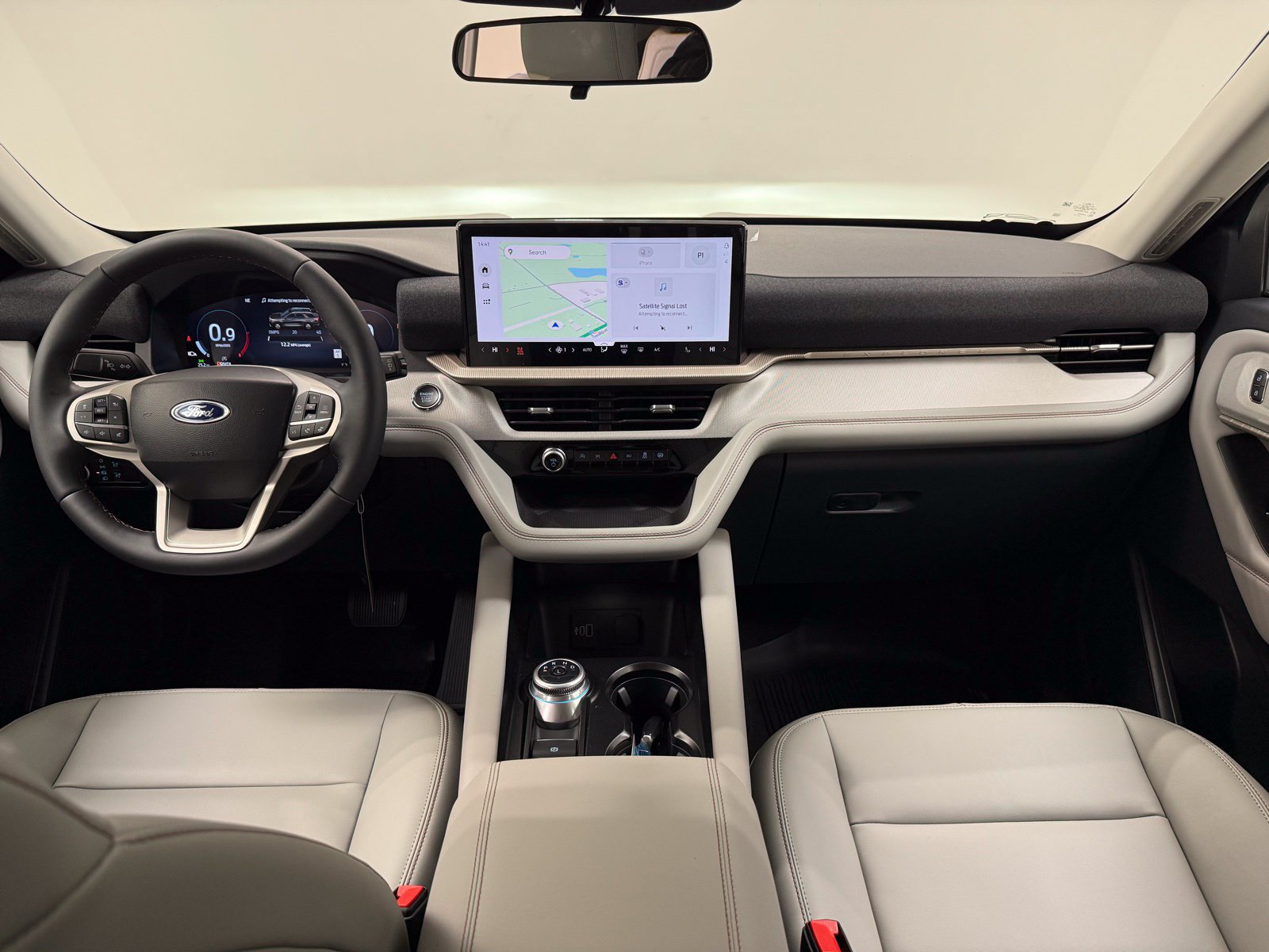 New 2026 Ford Explorer Active w/ Active Comfort Package RWD image 23