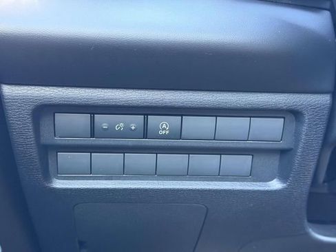 New 2026 Mitsubishi Outlander ES image 21