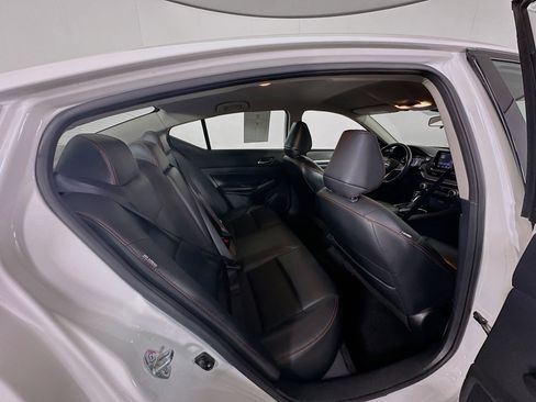 Used 2024 Nissan Altima 2.5 SR image 27