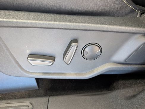 New 2025 Ford Bronco Badlands image 14