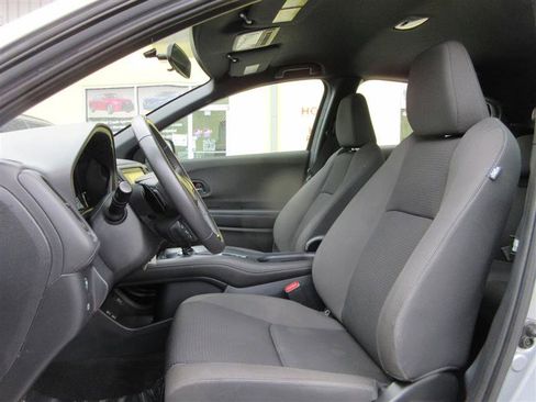 Used 2019 Honda HR-V Sport image 21