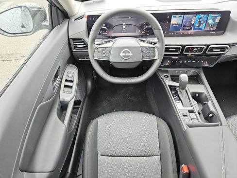 New 2026 Nissan Sentra SV FWD image 9