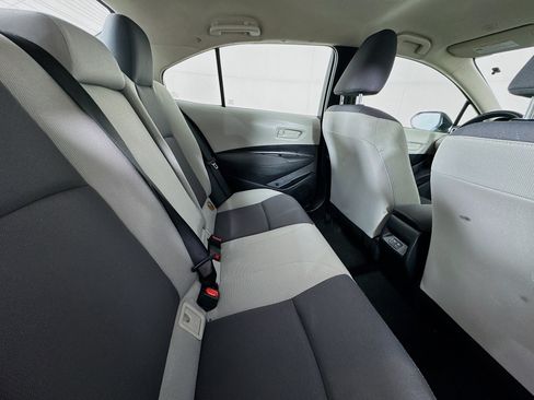 Used 2025 Toyota Corolla LE FWD image 24