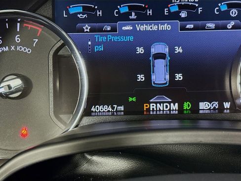 Used 2021 Ford Expedition Platinum image 12