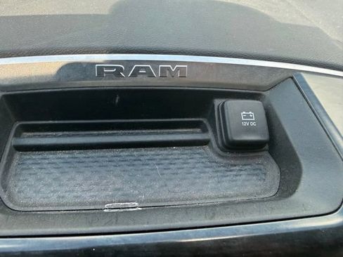 Used 2024 RAM 2500 Big Horn AWD/4WD image 16