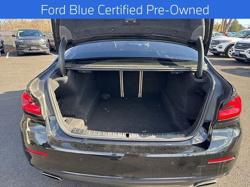 Used 2021 BMW 530i xDrive w/ Convenience Package image 21