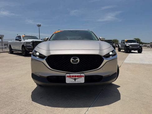 Used 2024 MAZDA CX-30 AWD 2.5 S w/ Preferred Package image 2