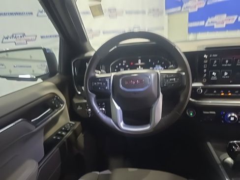 Used 2024 GMC Sierra 1500 SLT w/ SLT Premium Plus Package image 27
