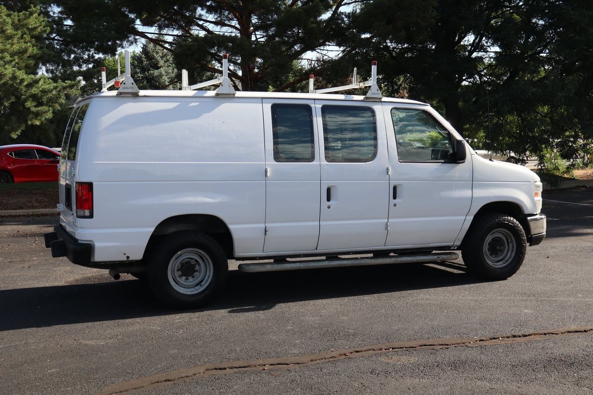 Used 2014 Ford E-250 and Econoline 250 w/ Power Group RWD image 4