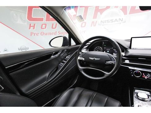 Used 2023 Genesis G80 2.5T image 6