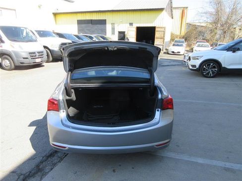 Used 2020 Acura TLX image 5