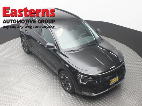 Used 2024 Kia Niro Wind FWD image 3
