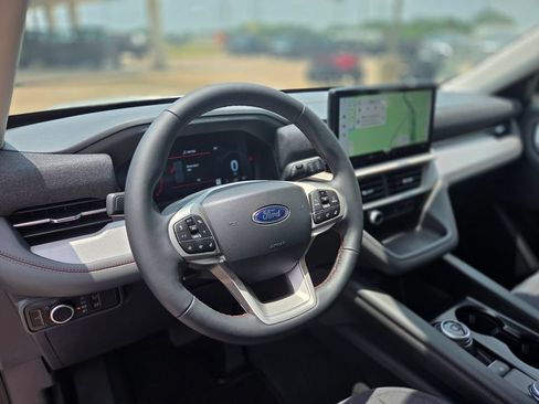 New 2026 Ford Explorer Active RWD image 24