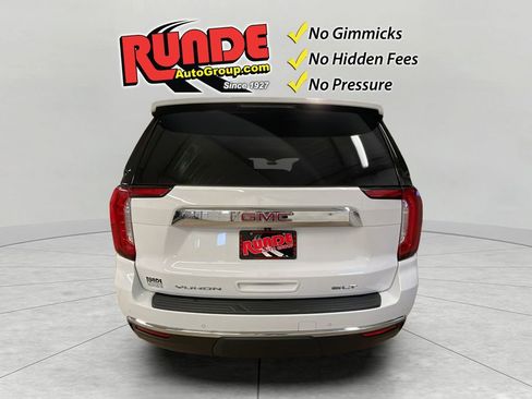 Used 2021 GMC Yukon XL SLT w/ SLT Premium Package image 5
