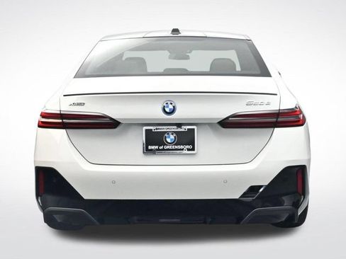 New 2027 BMW 550e xDrive AWD/4WD image 6