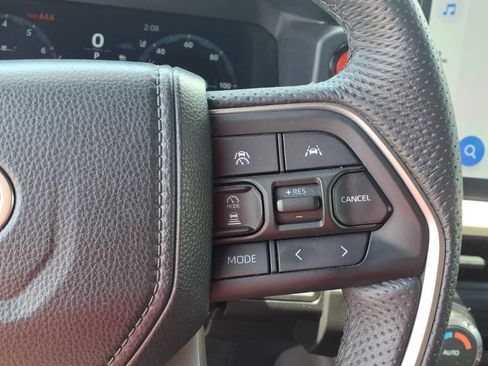 Used 2024 Toyota Tacoma TRD Off-Road AWD/4WD image 21