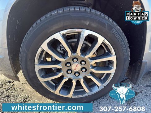 Used 2021 GMC Acadia Denali w/ Denali Technology Package image 9