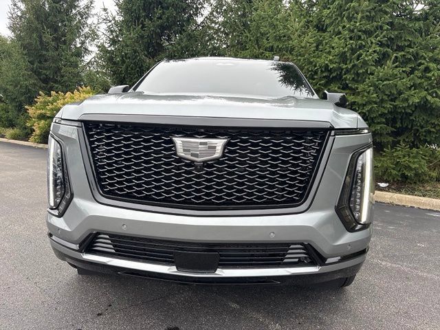 Certified 2025 Cadillac Escalade Sport Platinum w/ LPO, ONYX Package AWD/4WD image 12