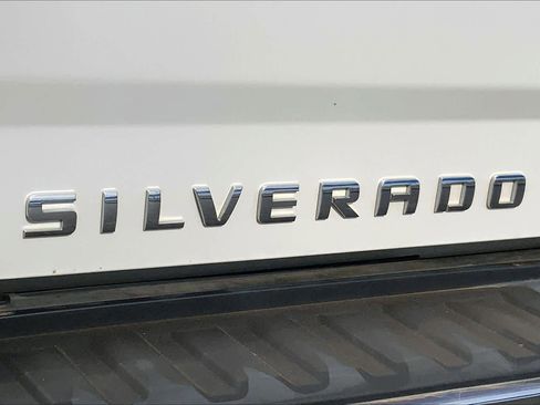 Used 2018 Chevrolet Silverado 1500 LTZ w/ Texas Edition image 30