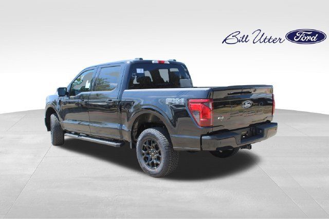 New 2026 Ford F150 XLT w/ Equipment Group 302A MID AWD/4WD image 4