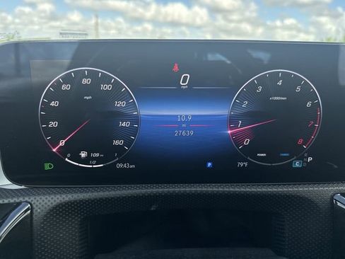 Used 2025 Mercedes-Benz CLA 250 image 26