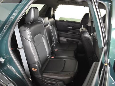 Used 2024 Nissan Pathfinder SL w/ Cargo Package AWD/4WD image 35