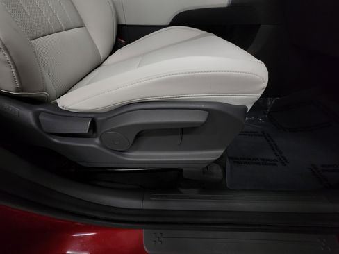 Used 2025 Hyundai Santa Fe SEL image 25