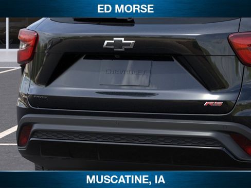 New 2026 Chevrolet Trax RS w/ Sunroof Package FWD image 14
