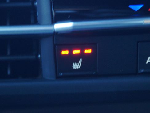 Used 2026 Toyota Sienna XSE image 29