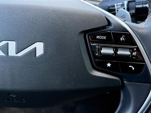 Used 2023 Kia EV6 Wind image 29