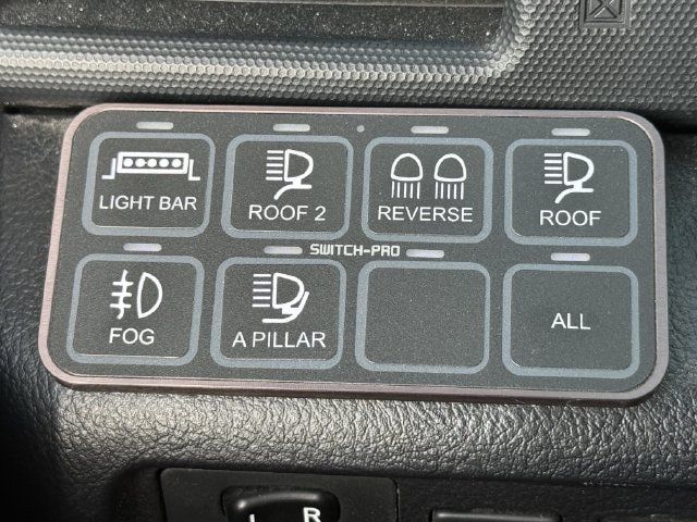 Used 2019 Toyota 4Runner TRD Off-Road AWD/4WD image 21