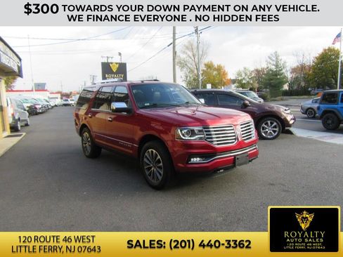 Used 2016 Lincoln Navigator Reserve image 2