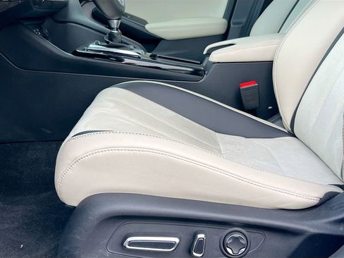 Used 2025 Acura Integra A-Spec FWD image 19
