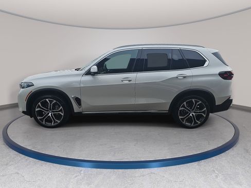 New 2026 BMW X5 xDrive40i w/ Climate Comfort Package AWD/4WD image 8