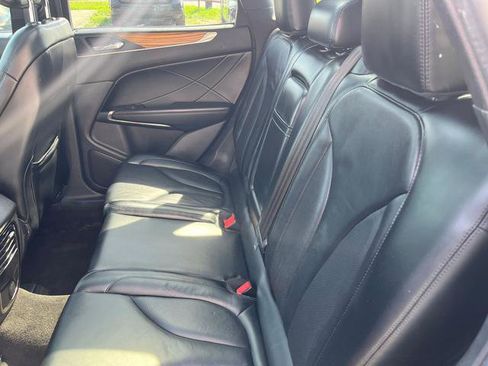 Used 2015 Lincoln MKC FWD w/ Equipment Group 101A Select image 11