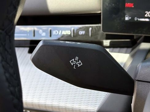 Certified 2024 BMW 530i w/ M Sport Package image 32