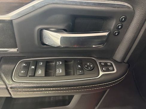 Used 2023 RAM 3500 Laramie image 19