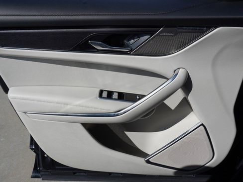 Used 2021 Jaguar F-PACE S image 22