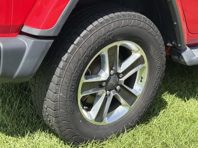 Used 2019 Jeep Wrangler Unlimited Sahara AWD/4WD image 11