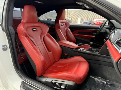 Used 2020 BMW M4 Coupe w/ Competition Package image 25