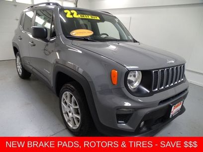 Certified 2022 Jeep Renegade Latitude w/ Convenience Group