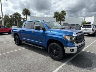 Used 2018 Toyota Tundra SR5 w/ SR5 Upgrade Package