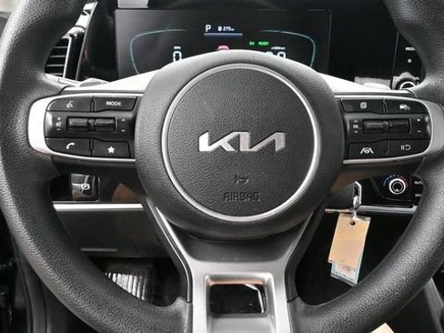 Used 2023 Kia Sportage LX AWD/4WD image 21