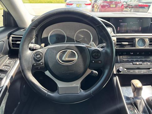 Used 2014 Lexus IS 250 RWD image 13